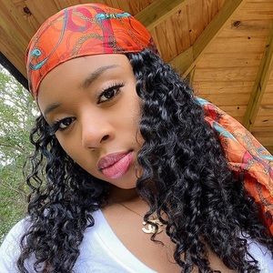 Meet your Posher, Taylor